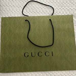 Large Gucci shopping bag